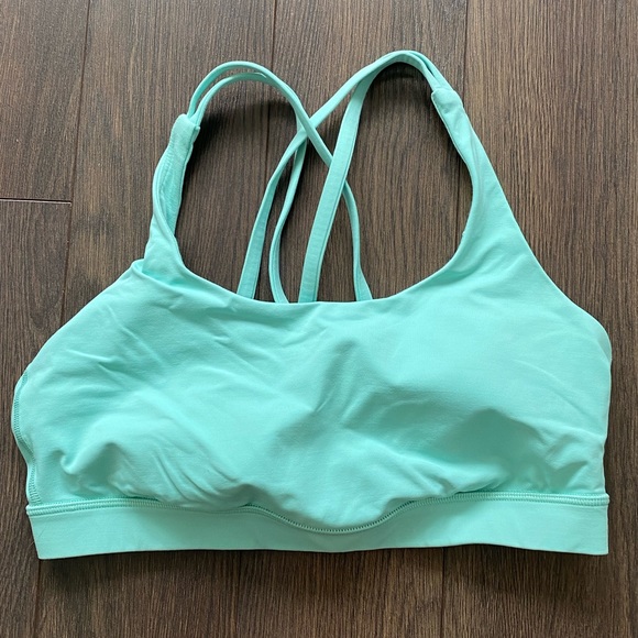 LULULEMON Energy Bra in Toothpaste - Picture 2 of 4